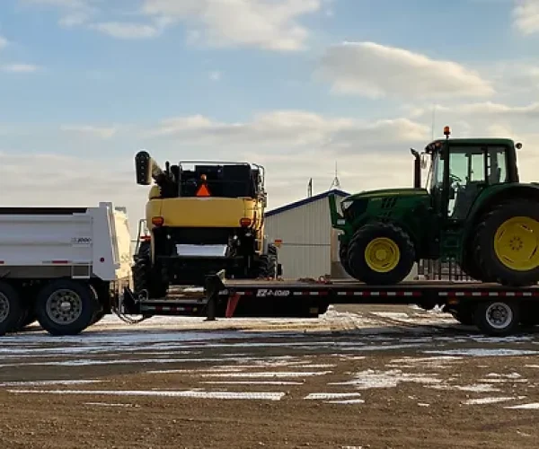 equipment-hauling
